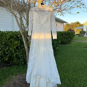 1970s True Vintage lace wedding dress